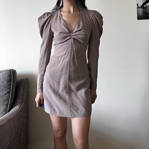 Tan mini dress from Wilfred Aritzia - Picture 3 of 4